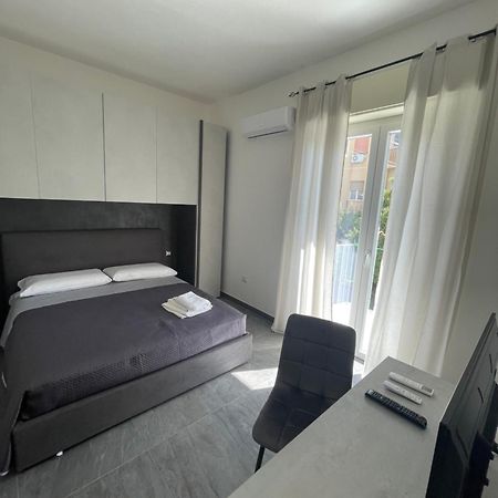 Leos Rooms Caltanissetta Esterno foto